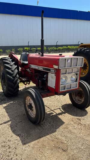  TRACTOR INTERNACIONAL 384