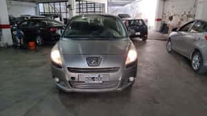 Lote PEUGEOT 5008 ALLURE PLUS 7 PLAZAS – 2013 NAFTA