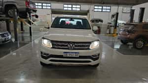 Lote VOLKSWAGEN AMAROK 2.0L TDI 180CV HIGHLINE PACK 4X4 348 AT - AB952NR / 2017