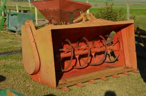 Lote Pala mixer racionadora  Gutiérrez