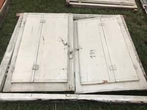 Lote VENTANA DE MADERA CON MARCO BLANCA1,30 X 1,60