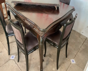 Lote MESA DE MADERA C/6 ILLAS