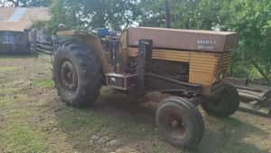  Tractor VALMET 110 con instalacion para pala