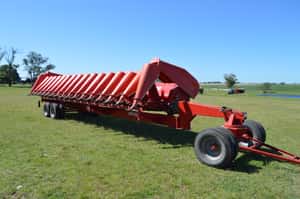 Lote Cabezal maicero OMBÚ modelo CM 2008