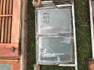 Lote BANDEROLA DE HIERRO 0,40X 0,60