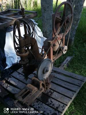  Taladro de banco antiguo