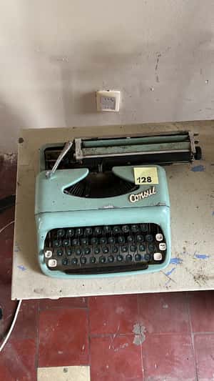 Maquina de escribir antigua
