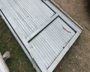 Lote PUERTA DE ALUMINIO