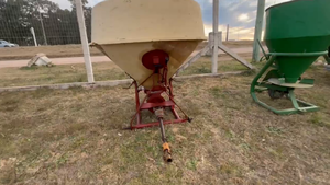 Lote fertilizadora vicon