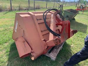 Lote Pala racionadora Gutierrez 600 kgs 3 puntos