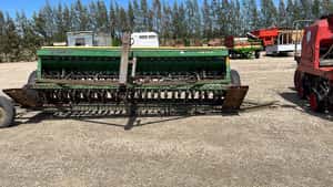  SEMBRADORA JHON DEERE 26 LINEAS