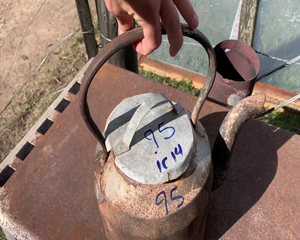 Lote CALDERA DE HIERRO