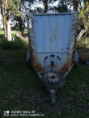  Carro para transporte de equinos