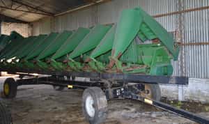 Lote Cabezal maicero JOHN DEERE modelo 1092