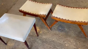 Lote BUTACAS Y MESAS