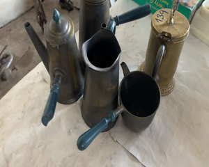 Lote LOTE JARRAS-CAFETERA HIERRO 5 PIEZAS