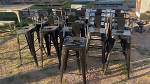 Lote MESA CON 2 SILLAS DE PATIO