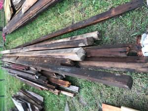 Lote LOTE TABLAS Y TIRANTES 5,00